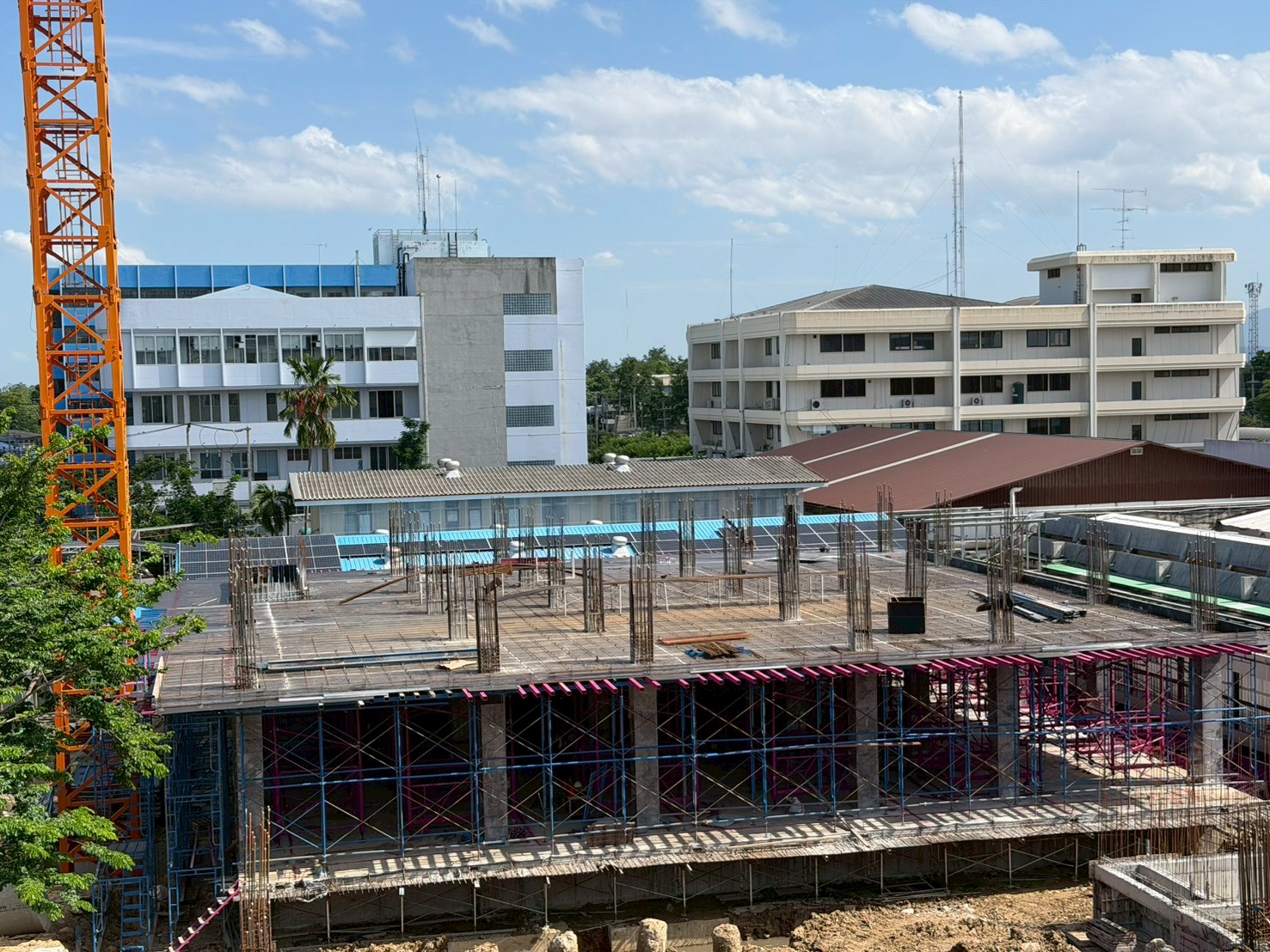 โครงการก่อสร้างอาคารบำบัดรักษาฯ 6 ชั้น โรงพยาบาล สุโขทัย